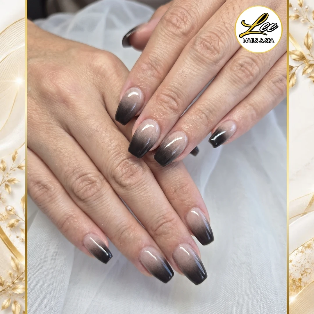 Elegant nails